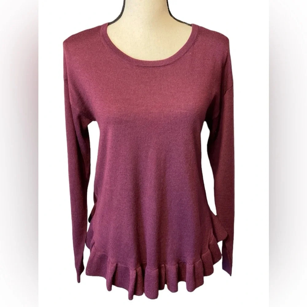 Lord & Taylor merino wool sweater
BIN #10